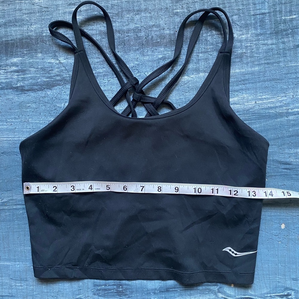 Saucony black crop top with built in bra